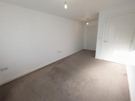 2 bedroom Flat to let in Porter Square, Grantham, NG31
