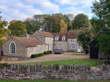 High Street, Ropsley, NG33