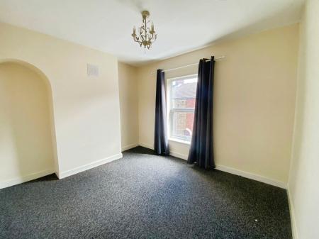 2 bedroom Terraced House to let in Grantley Street, Grantham, NG31