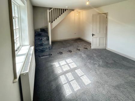 2 bedroom Terraced House to let in 125 Casthorpe Road, Denton, NG32