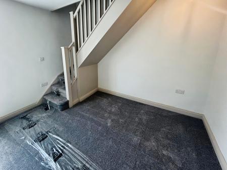 2 bedroom Terraced House to let in 125 Casthorpe Road, Denton, NG32