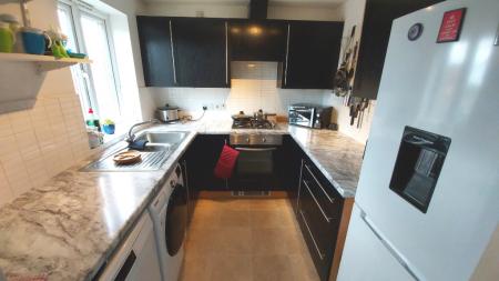 2 bedroom Flat to let in Ormonde Close, Grantham, NG31