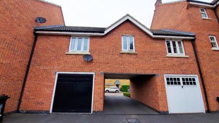 2 bedroom Flat to let in Ormonde Close, Grantham, NG31