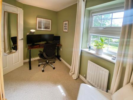 2 bedroom Flat to let in Wilks Road, Grantham, NG31