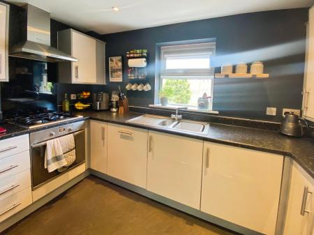 2 bedroom Flat to let in Wilks Road, Grantham, NG31