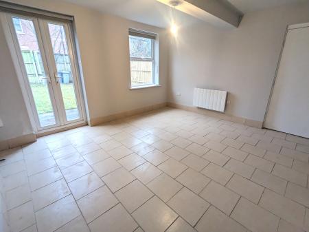 3 bedroom Flat to let in St Catherines Road, Grantham, NG31