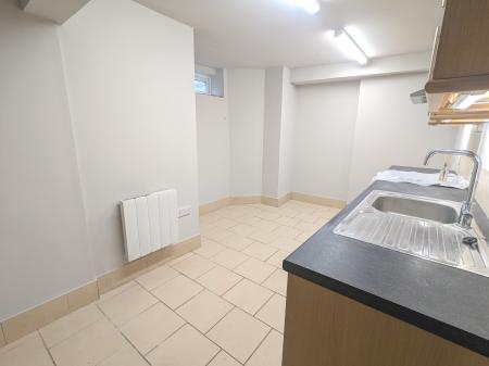 3 bedroom Flat to let in St Catherines Road, Grantham, NG31