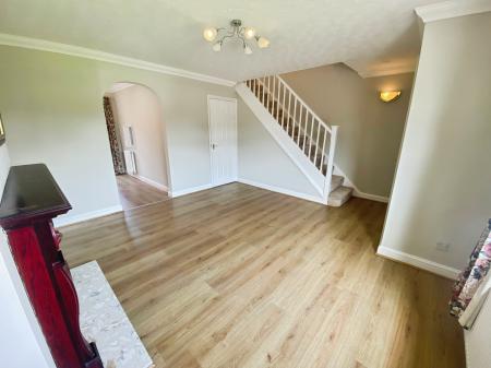 3 bedroom Detached house to let in Regency Gardens, Grantham, NG31