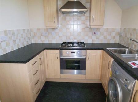 2 bedroom Flat to let in Tissington Road, Grantham, NG31