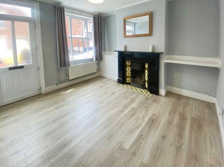 2 bedroom Terraced House to let in Stamford Street, Grantham, NG31