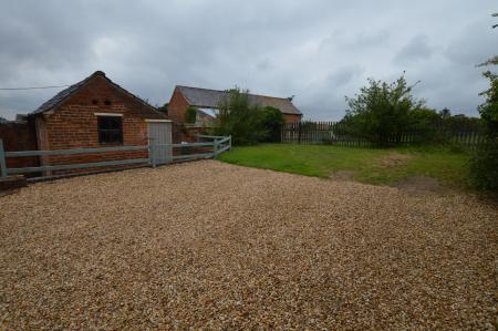 2 bedroom Cottage to let in Main Street, Croxton Kerrial, NG32