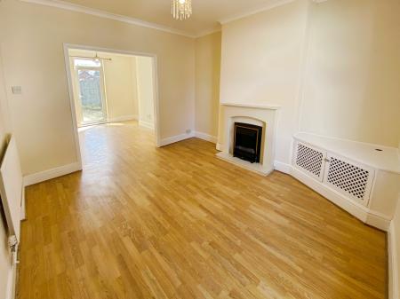 2 bedroom Terraced House to let in Brewery Hill, Grantham, NG31