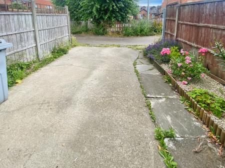 2 bedroom Terraced House to let in Brewery Hill, Grantham, NG31