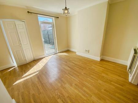 2 bedroom Terraced House to let in Brewery Hill, Grantham, NG31