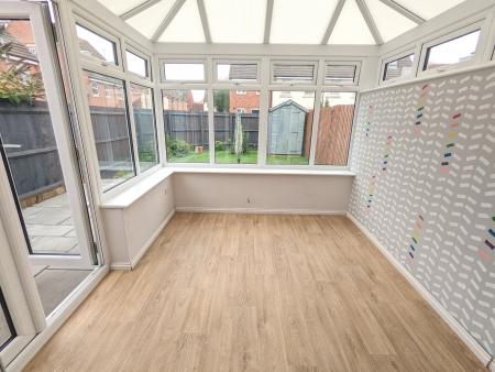 3 bedroom Semi-detached house to let in Caunt Road, Grantham, NG31