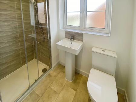 3 bedroom Detached house to let in Twizell Crescent, Manthorpe, NG31