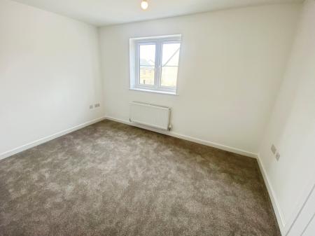 3 bedroom Detached house to let in Twizell Crescent, Manthorpe, NG31