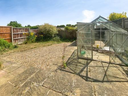 2 bedroom Bungalow to let in Durham Close, Grantham, NG31
