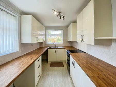 2 bedroom Bungalow to let in Durham Close, Grantham, NG31
