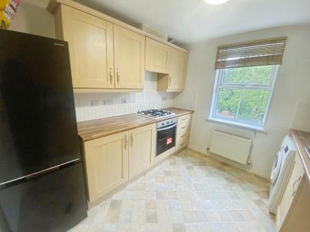 2 bedroom Flat to let in Elvaston Court, Grantham, NG31