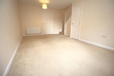 3 bedroom Terraced House to let in Pacey Way, Grantham, NG31