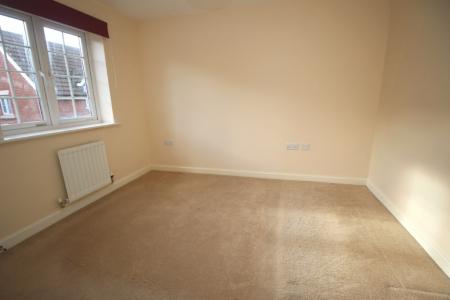 3 bedroom Terraced House to let in Pacey Way, Grantham, NG31