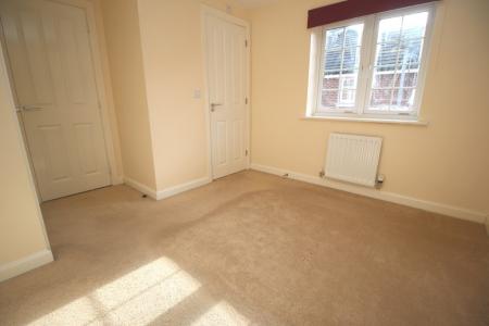 3 bedroom Terraced House to let in Pacey Way, Grantham, NG31