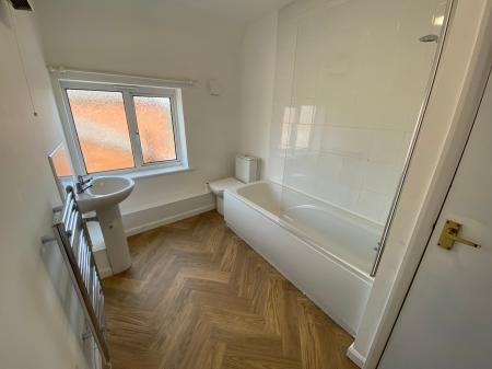1 bedroom Flat to let in Dysart Road, Grantham, NG31