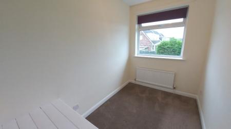 3 bedroom Semi-detached house to let in Valley Road, Grantham, NG31