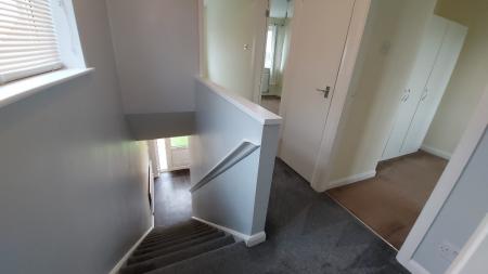 3 bedroom Semi-detached house to let in Valley Road, Grantham, NG31