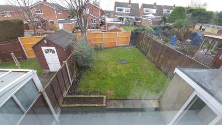 3 bedroom Semi-detached house to let in Valley Road, Grantham, NG31