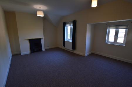 4 bedroom Detached house to let in Bakers Lane, Redmile, NG13