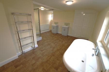 4 bedroom Detached house to let in Bakers Lane, Redmile, NG13