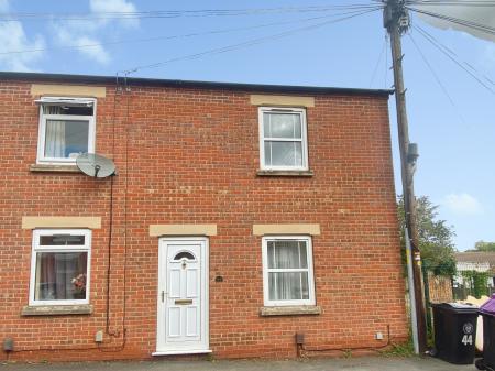 2 bedroom Terraced House to let in George Street, Grantham, NG31