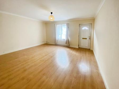 2 bedroom Terraced House to let in George Street, Grantham, NG31