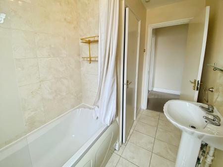 2 bedroom Terraced House to let in George Street, Grantham, NG31