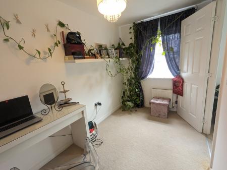3 bedroom Town house to let in Kedleston Road, Grantham, NG31