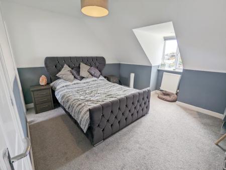 3 bedroom Town house to let in Ermine Street, Ancaster, NG32