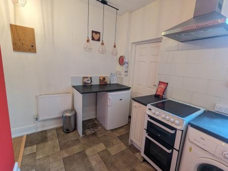 1 bedroom Flat to let in Albion Place, Grantham, NG31