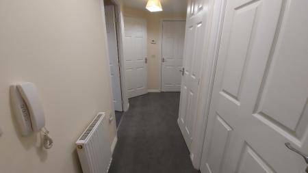 2 bedroom Flat to let in Elvaston Court, Grantham, NG31