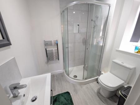 2 bedroom Flat to let in Manthorpe Lodge, Lodge Way, Grantham, NG31
