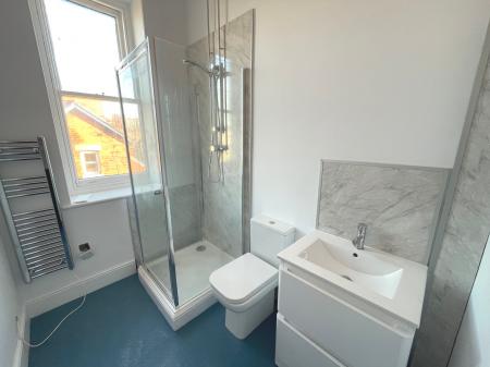 1 bedroom Flat to let in Avenue Road, Grantham, NG31