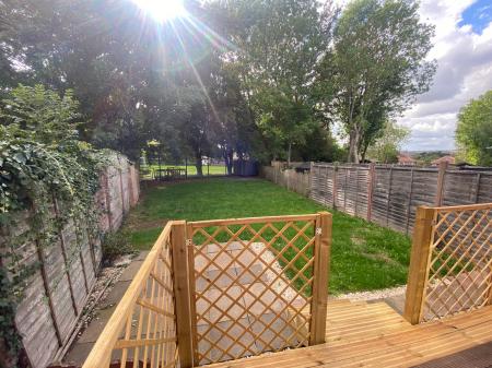 2 bedroom Semi-detached house to let in Turnor Crescent, Grantham, NG31