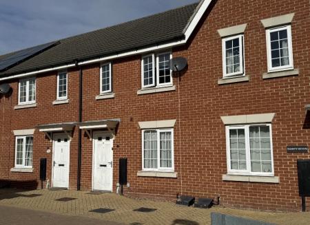 3 bedroom Terraced House to let in Pacey Way, Grantham, NG31