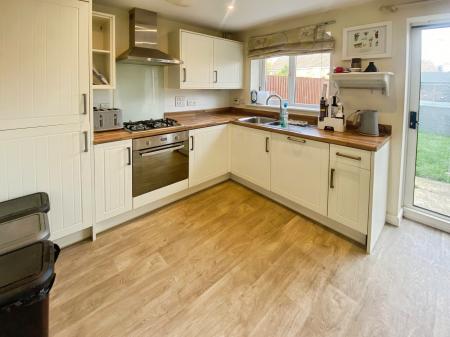 3 bedroom Terraced House to let in Pacey Way, Grantham, NG31