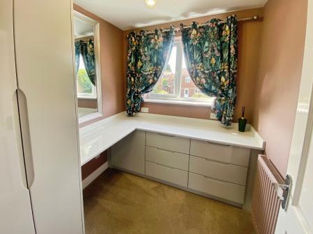 4 bedroom Detached house to let in Regency Gardens, Grantham, NG31