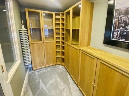 4 bedroom Detached house to let in Regency Gardens, Grantham, NG31