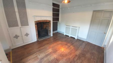 2 bedroom Terraced House to let in Gladstone Terrace, Grantham, NG31
