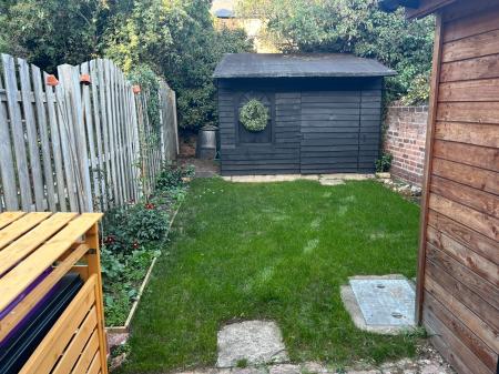 2 bedroom Terraced House to let in Gladstone Terrace, Grantham, NG31