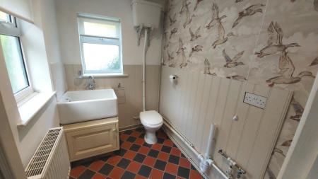 2 bedroom Terraced House to let in Gladstone Terrace, Grantham, NG31